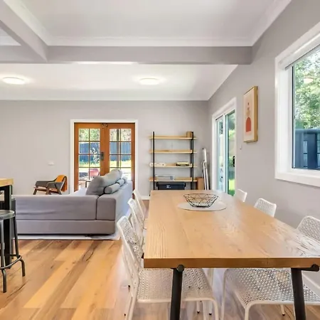 Cosy Modern Mountain Getaway Katoomba Villa Exterior photo
